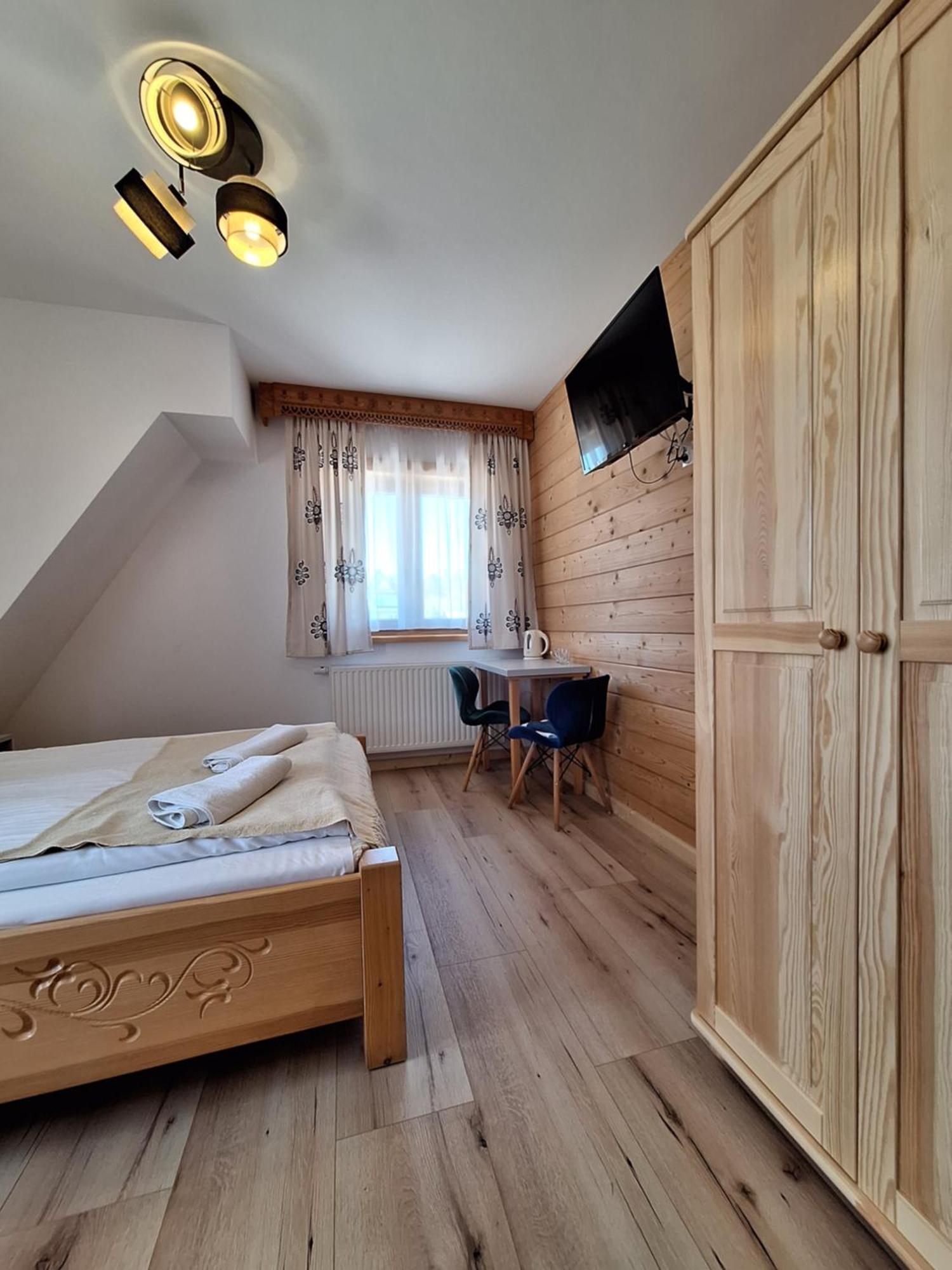 Pokoje Goscinne Wierzbowka Przy Termach Witów Exteriér fotografie