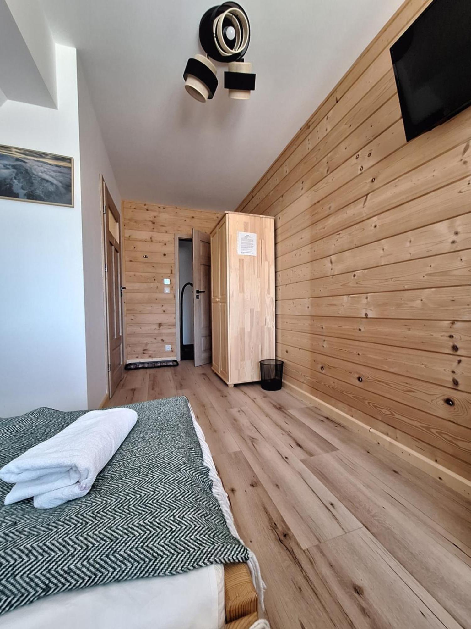 Pokoje Goscinne Wierzbowka Przy Termach Witów Exteriér fotografie