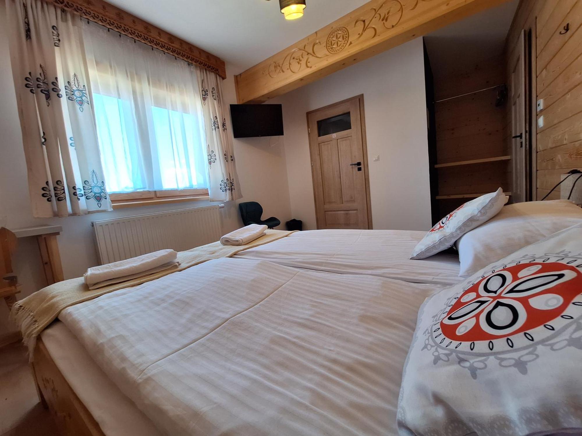 Pokoje Goscinne Wierzbowka Przy Termach Witów Exteriér fotografie